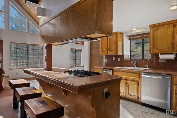 $400,000 | Undisclosed Address, Caliente, CA 93518