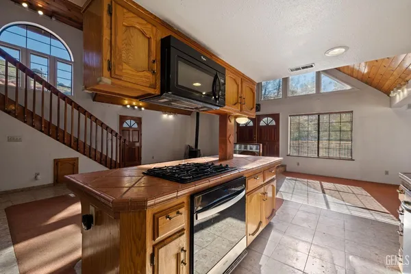$400,000 | Undisclosed Address, Caliente, CA 93518