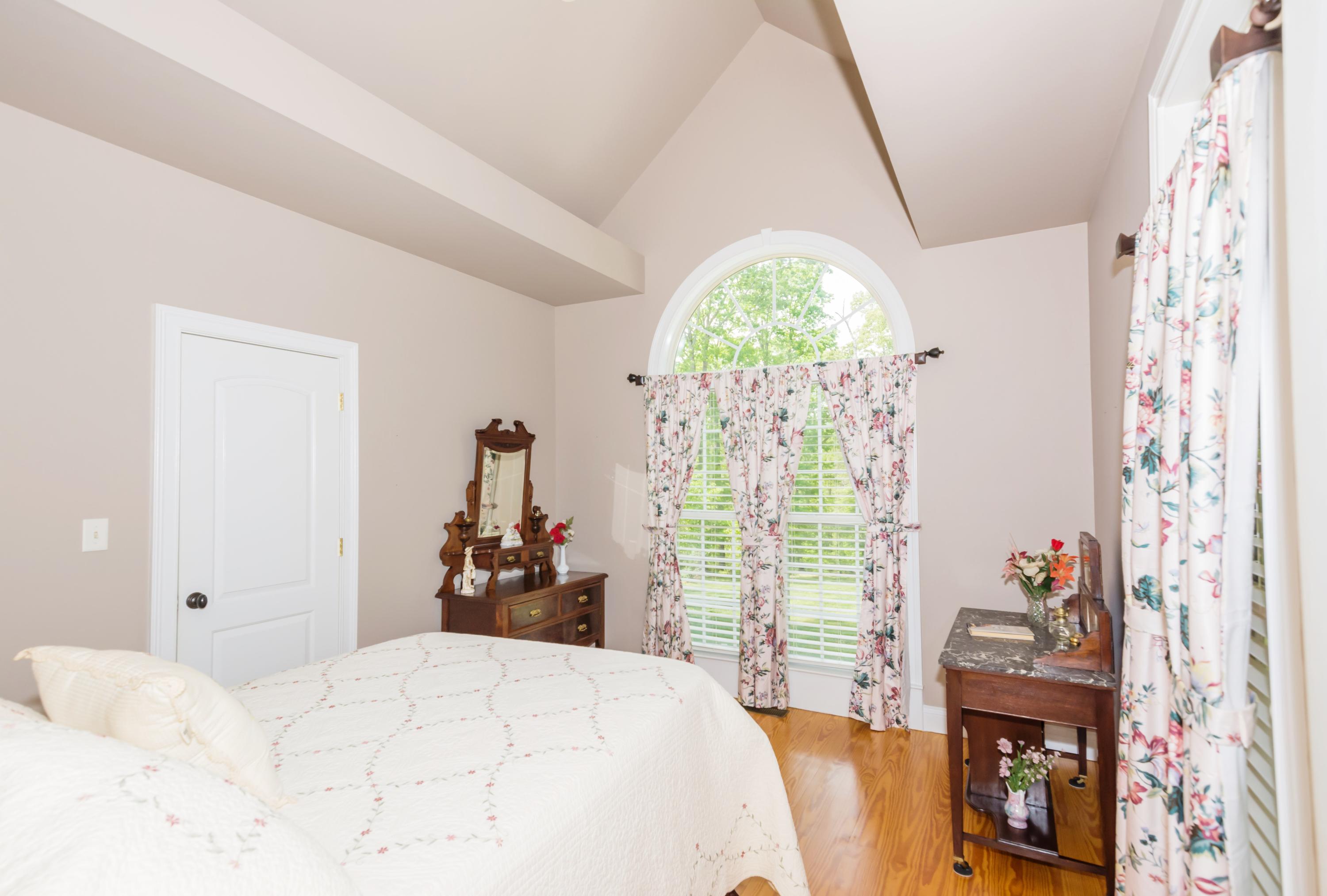 2468 Hudlow Loop Road Dunlap, TN 37327 - Photo 17 of 33 3rd Bedroom