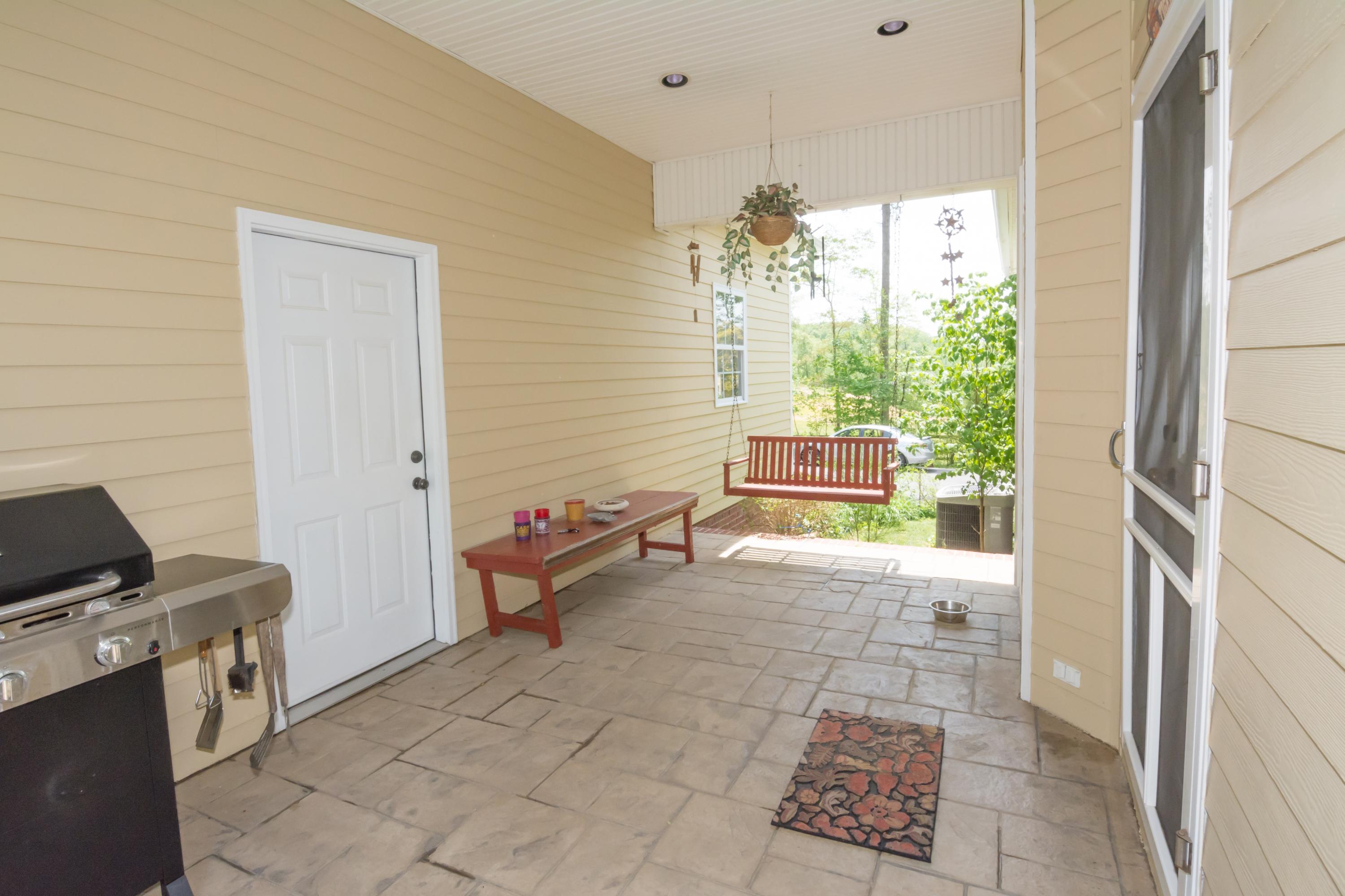 2468 Hudlow Loop Road Dunlap, TN 37327 - Photo 21 of 33 Covered Breezeway