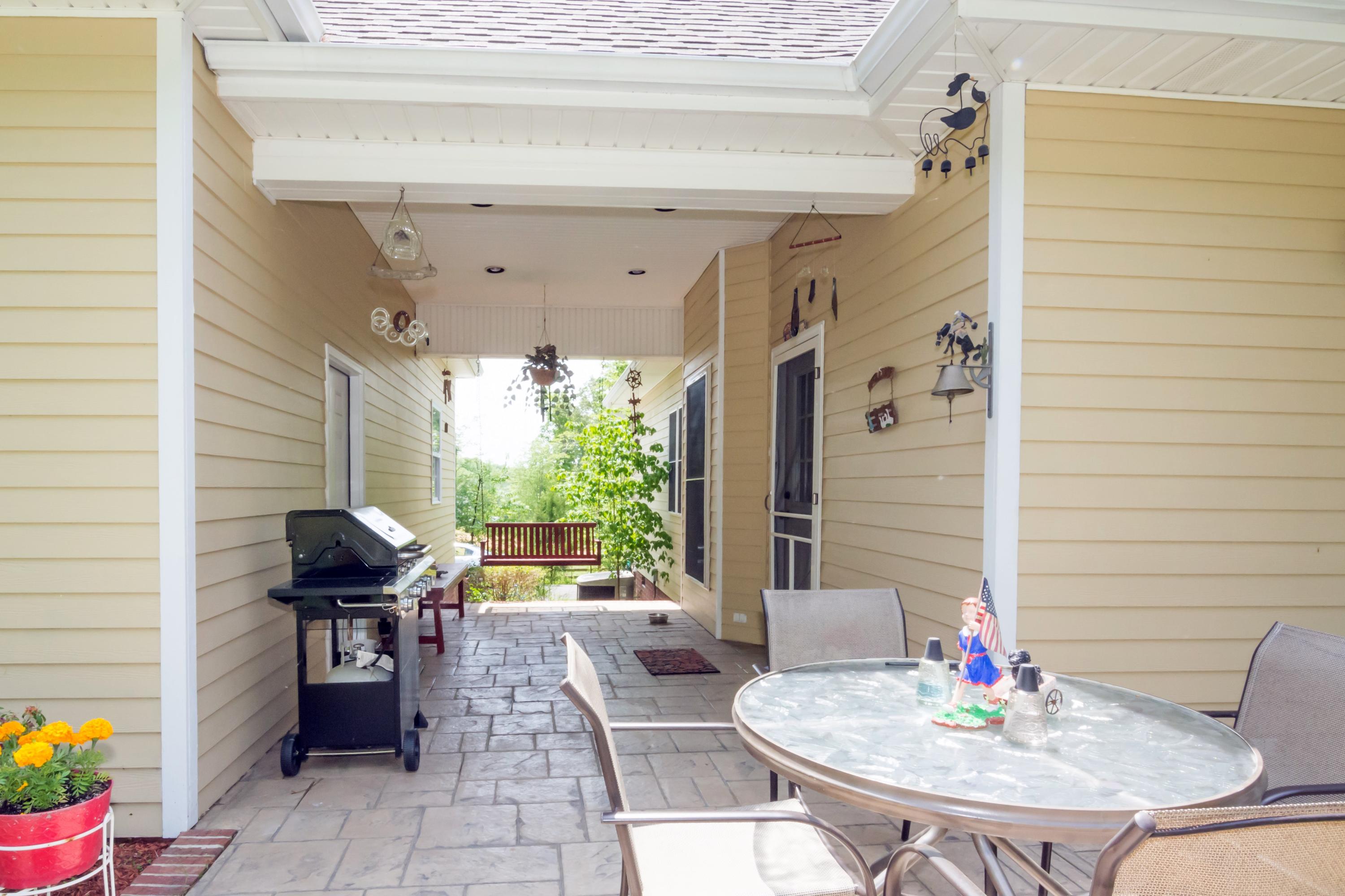 2468 Hudlow Loop Road Dunlap, TN 37327 - Photo 22 of 33 Covered Breezeway