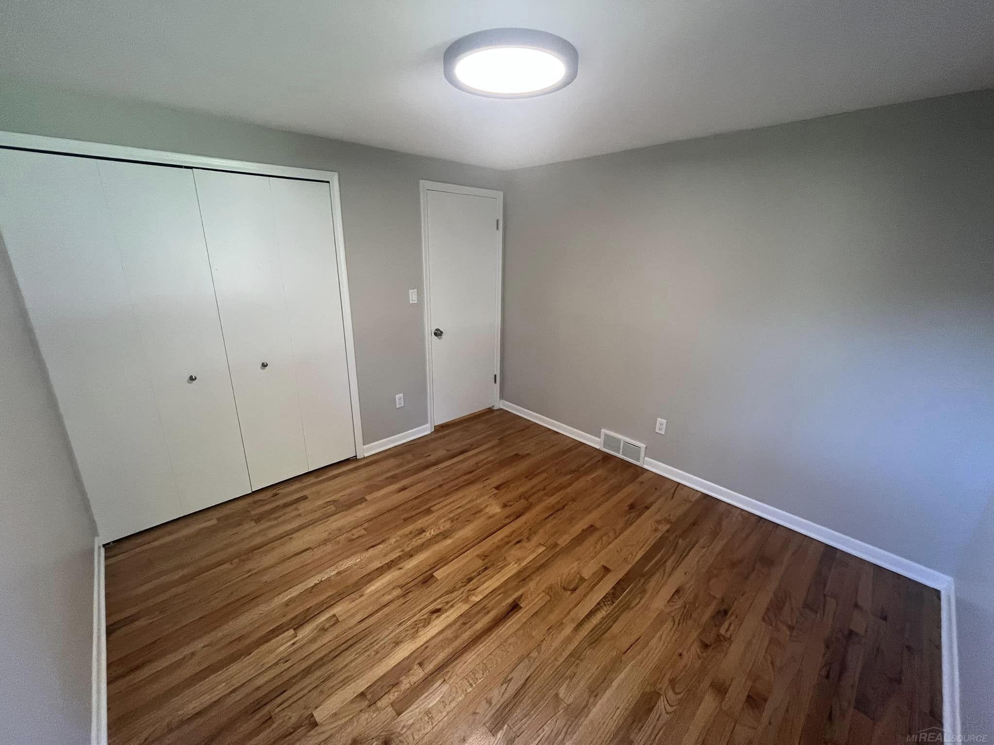 4363 Highfield Road Waterford, MI 48329 - Photo 13 of 29 Gallery Image 13