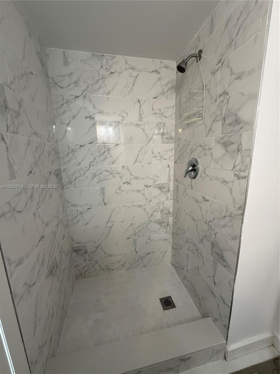 6860 Southwest 45th Lane, Unit 4 Miami, FL 33155 - Photo 18 of 21