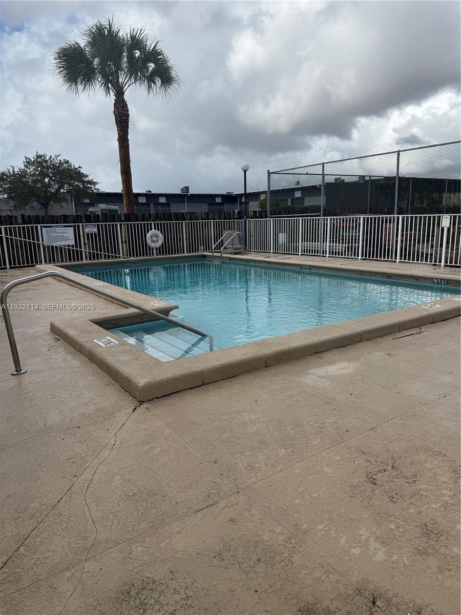 6860 Southwest 45th Lane, Unit 4 Miami, FL 33155 - Photo 21 of 21