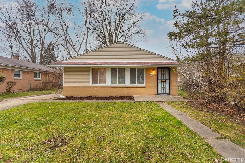 26212 Colgate Street Inkster, MI 48141 - Photo 1 of 17