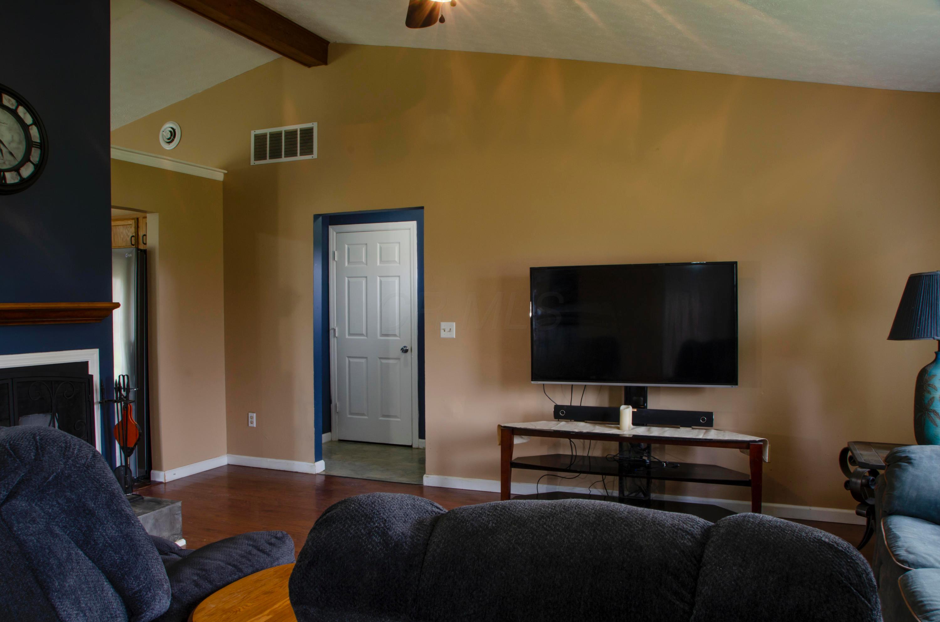 5055 Corner Road Alexandria, OH 43001 - Photo 17 of 28 Gallery Image 17