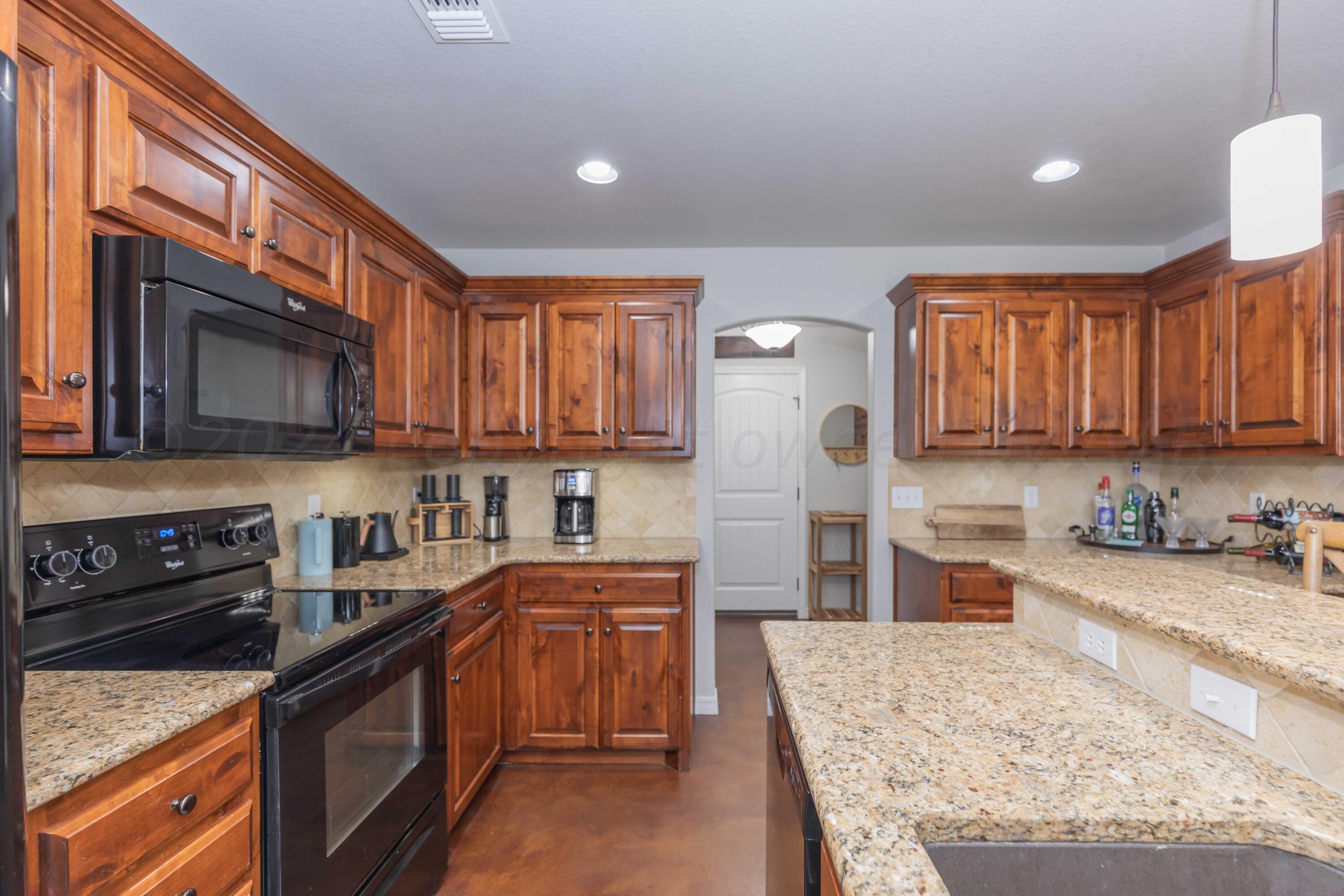 5901 South Rusk Street Amarillo, TX 79118 - Photo 13 of 53 KITCHEN VIEW 2
