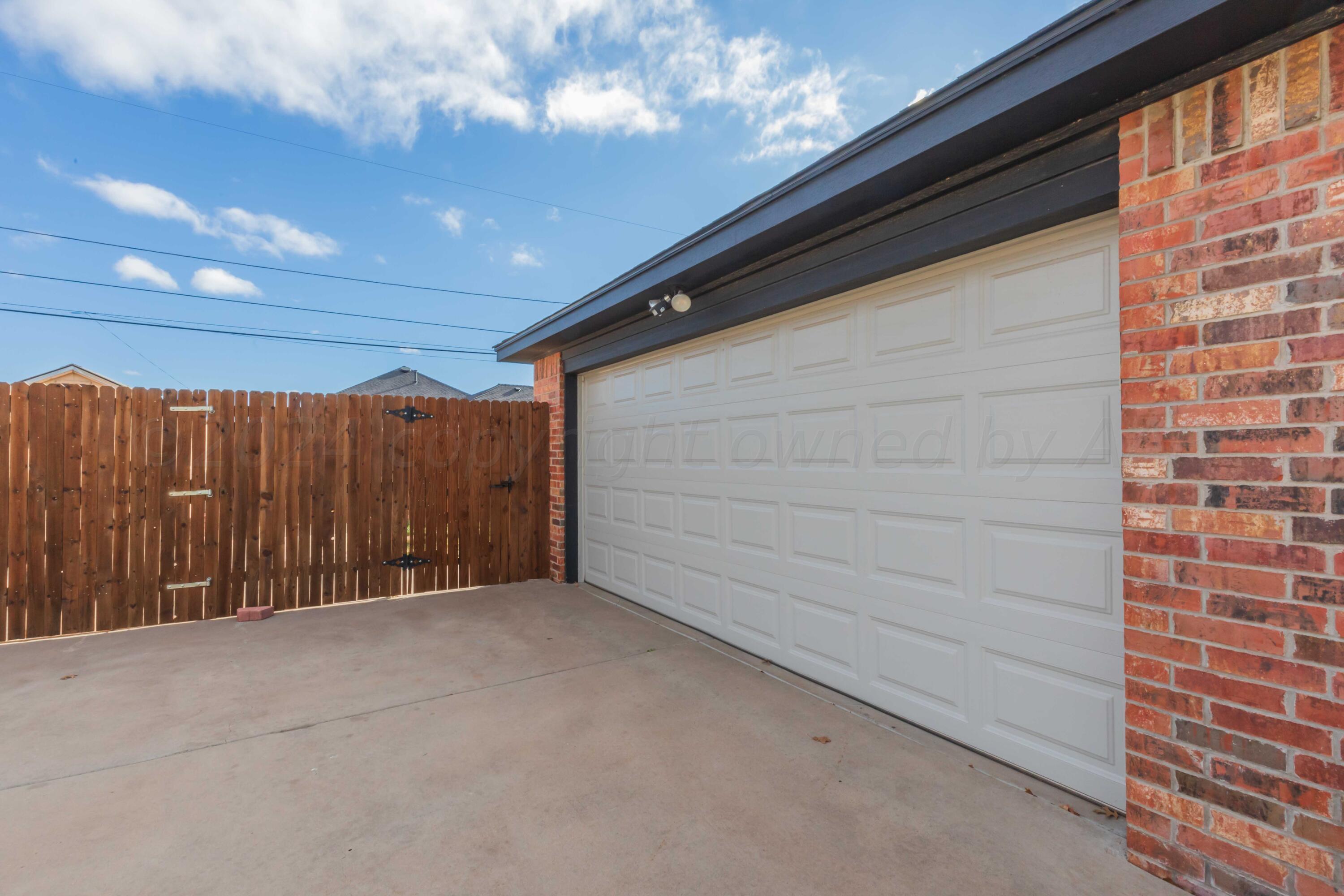 5901 South Rusk Street Amarillo, TX 79118 - Photo 45 of 53 GARAGE