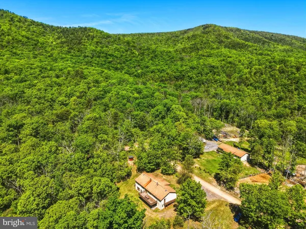 $389,000 | 553 Mt Of Olives Trail, Fort Valley, VA 22652
