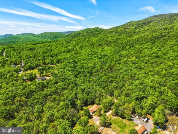 $389,000 | 553 Mt Of Olives Trail, Fort Valley, VA 22652