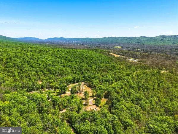 $389,000 | 553 Mt Of Olives Trail, Fort Valley, VA 22652