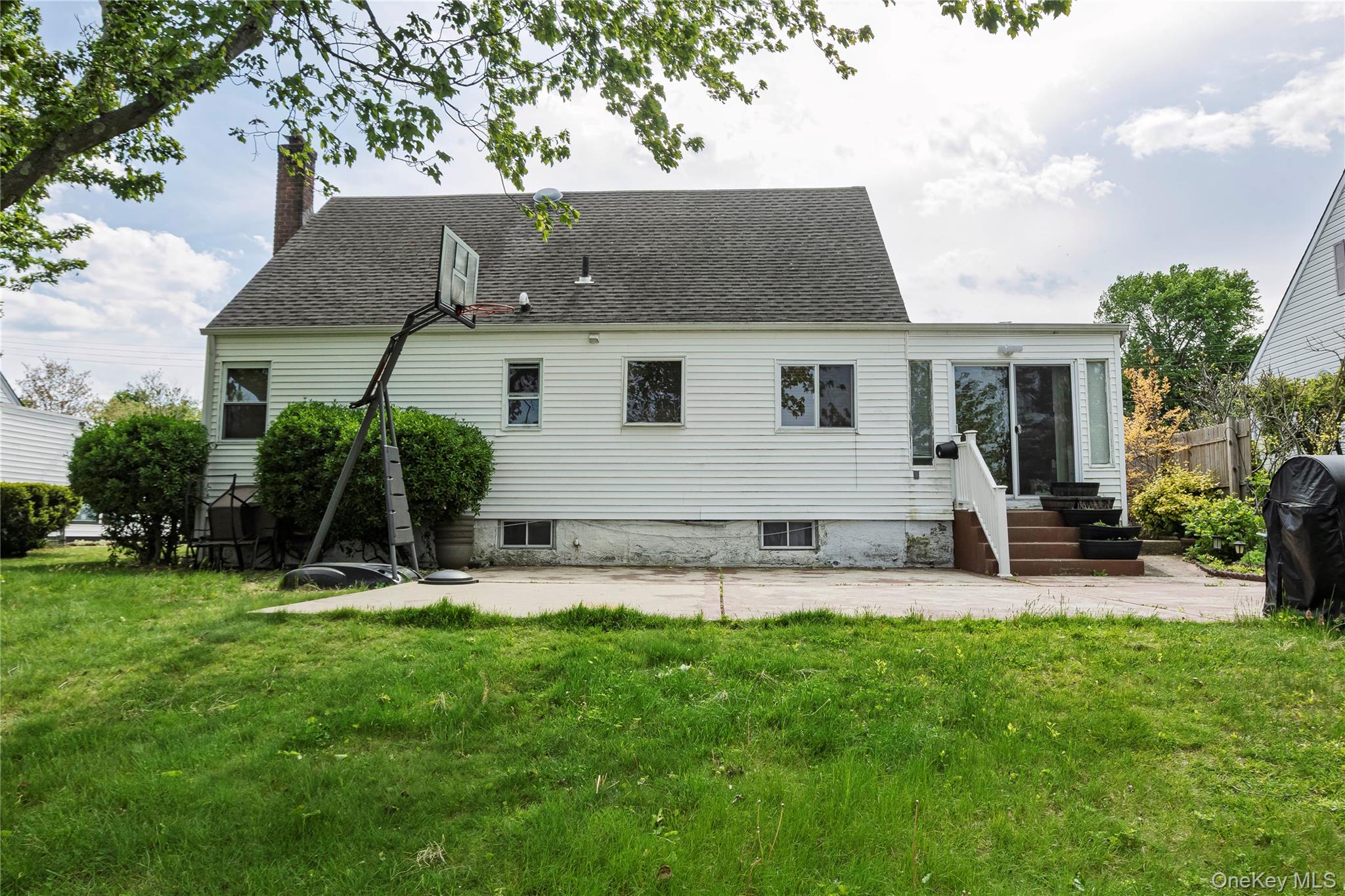 2687 Fox Road Baldwin, NY 11510 - Photo 8 of 27 a view of outdoor space yard and patio