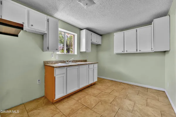 $360,000 | 36806 Meadowview Court, Palmdale, CA 93552