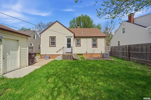 $110,000 | 1514 West Margaret Avenue, Peoria, IL 61604