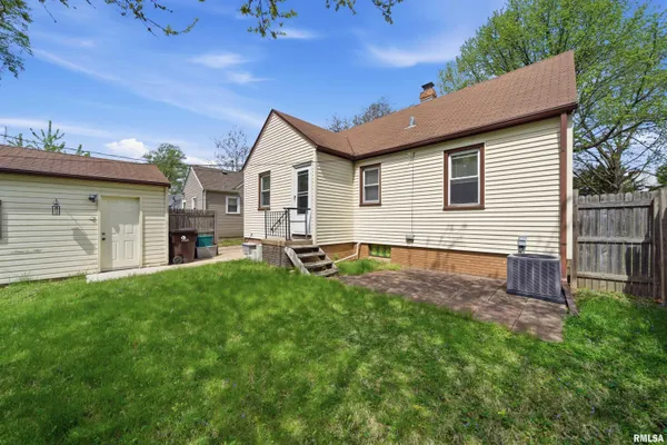 $110,000 | 1514 West Margaret Avenue, Peoria, IL 61604