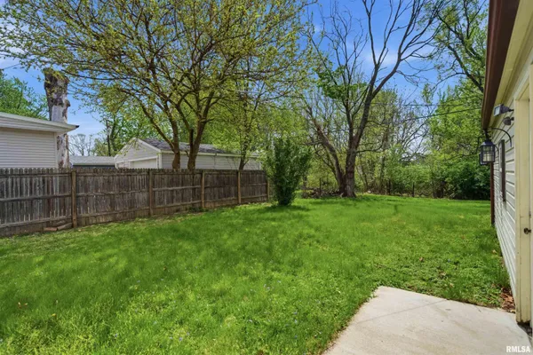 $110,000 | 1514 West Margaret Avenue, Peoria, IL 61604