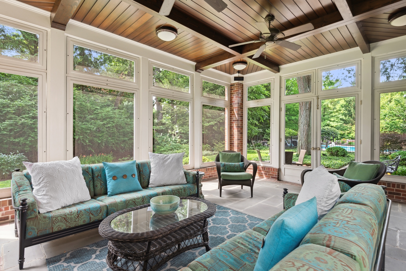927 Romona Road Wilmette, IL 60091 - Photo 11 of 82 Gallery Image 11