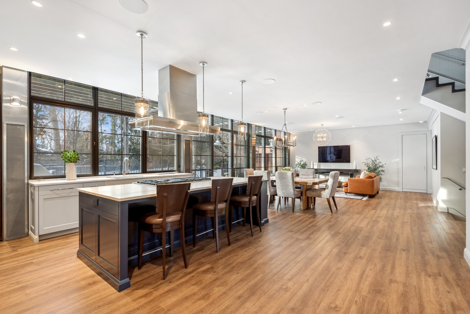 927 Romona Road Wilmette, IL 60091 - Photo 16 of 82 Gallery Image 16