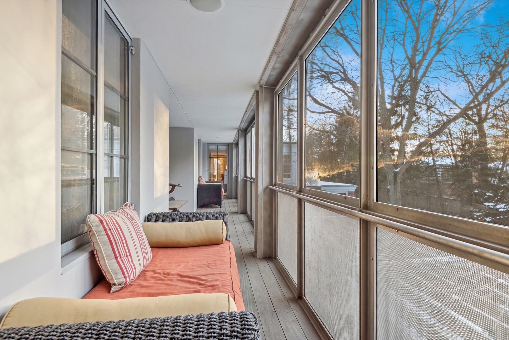 927 Romona Road Wilmette, IL 60091 - Photo 44 of 82 Gallery Image 44