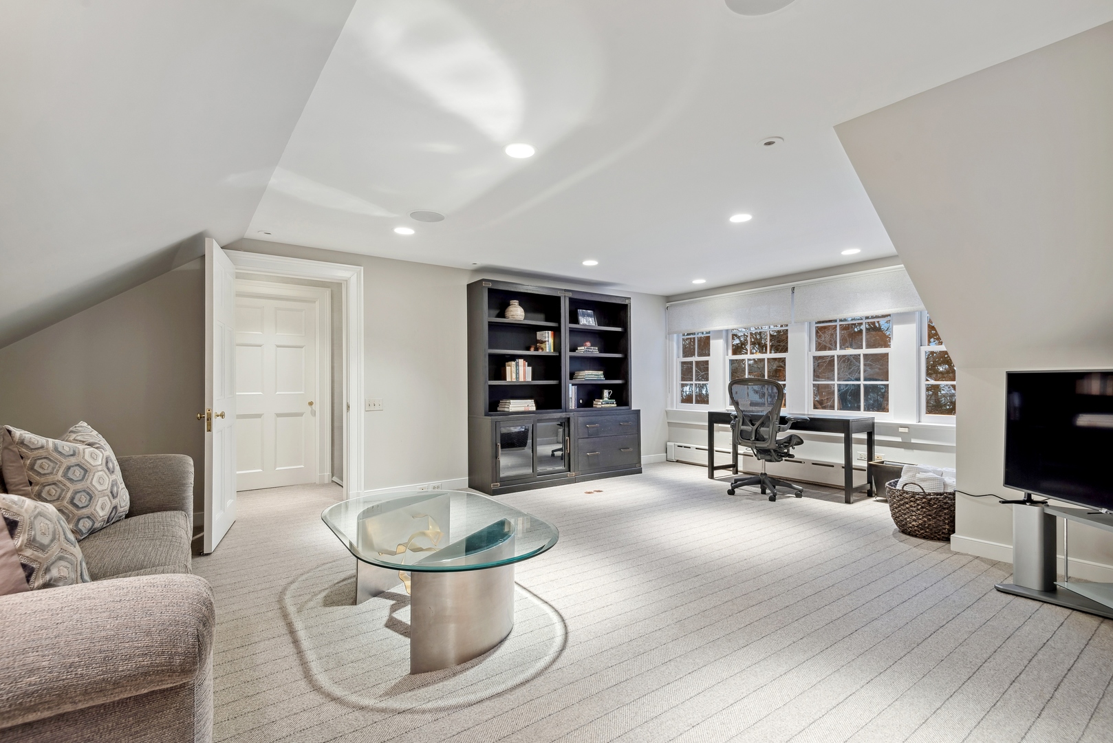 927 Romona Road Wilmette, IL 60091 - Photo 51 of 82 Gallery Image 51