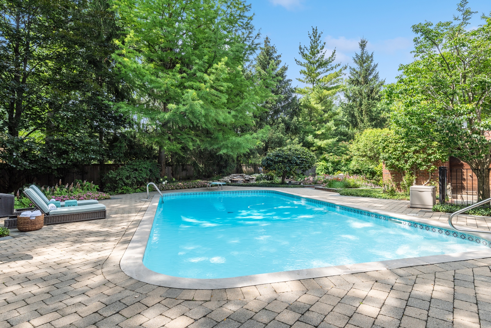 927 Romona Road Wilmette, IL 60091 - Photo 76 of 82 Gallery Image 76