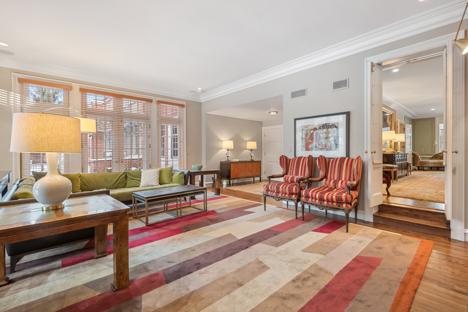 927 Romona Road Wilmette, IL 60091 - Photo 8 of 82 Gallery Image 8