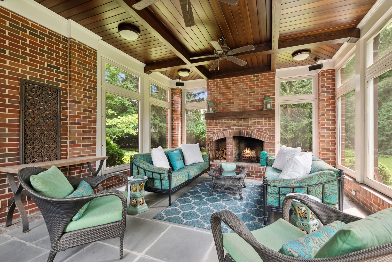 927 Romona Road Wilmette, IL 60091 - Photo 10 of 82 Gallery Image 10