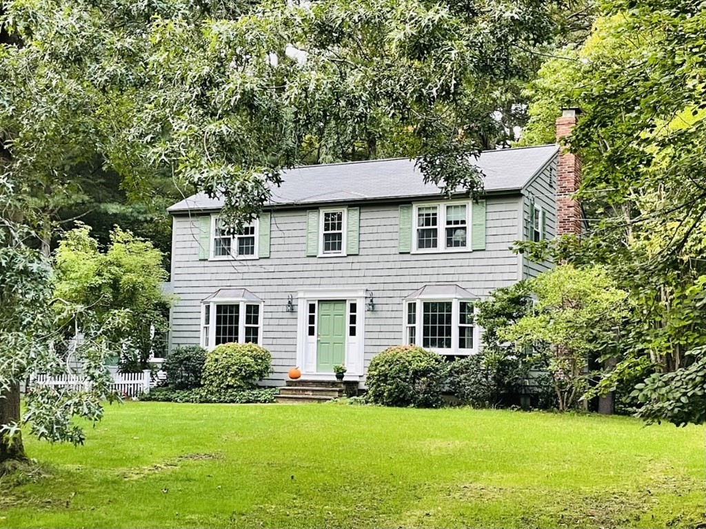 9 Whipple Road Hamilton, MA 01982 - Photo 1 of 32 Gallery Image 1
