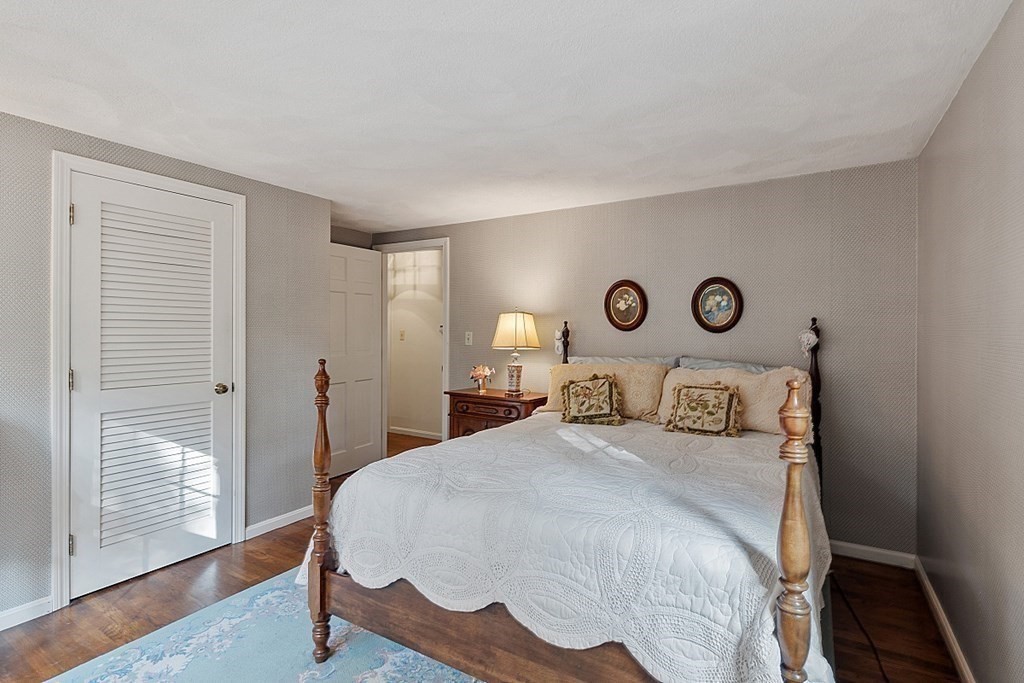 9 Whipple Road Hamilton, MA 01982 - Photo 20 of 32 Gallery Image 20