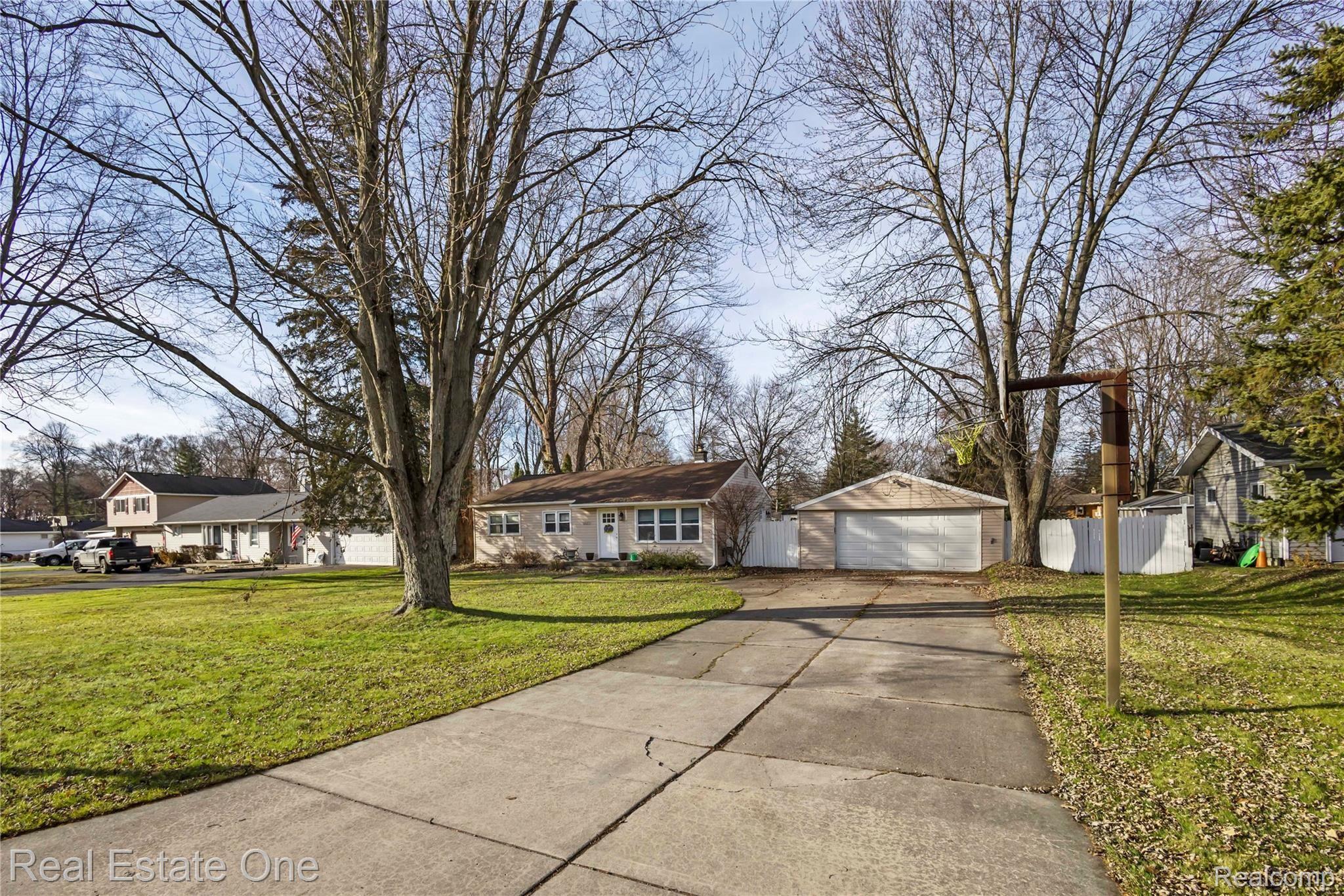 50231 Cedargrove Road Utica, MI 48317 - Photo 17 of 17 IMG_1523.JPG