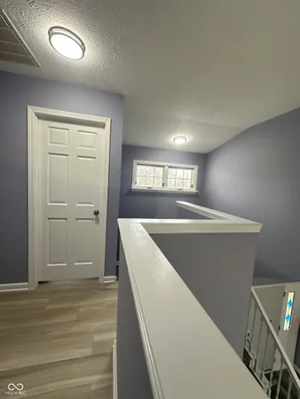 $300,000 | 305 Cardinal Drive, Whiteland, IN 46184