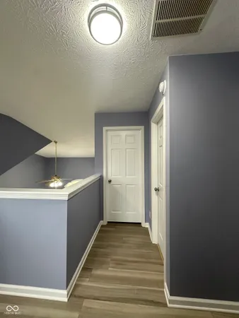 $300,000 | 305 Cardinal Drive, Whiteland, IN 46184