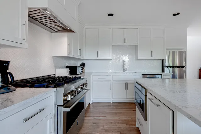 $18,990,000 | 1-3 &3a Reeds Way, Nantucket, MA 02554