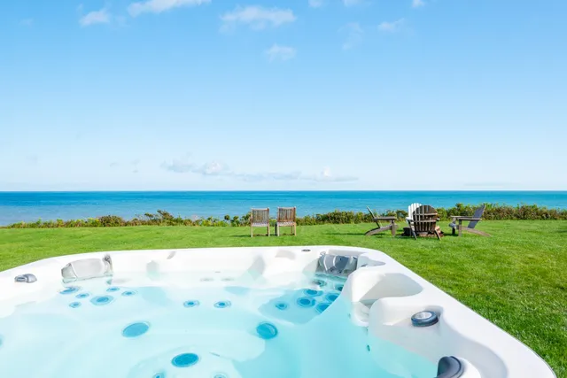 $18,990,000 | 1-3 &3a Reeds Way, Nantucket, MA 02554