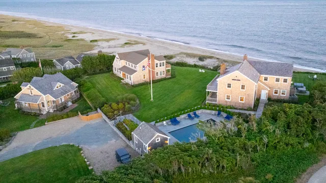 $18,990,000 | 1-3 &3a Reeds Way, Nantucket, MA 02554