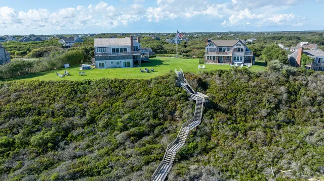 $18,990,000 | 1-3 &3a Reeds Way, Nantucket, MA 02554