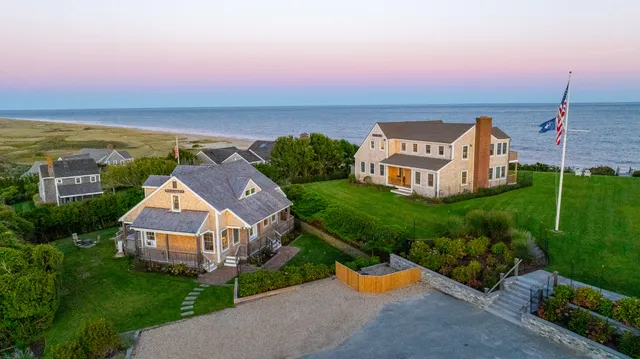 $18,990,000 | 1-3 &3a Reeds Way, Nantucket, MA 02554