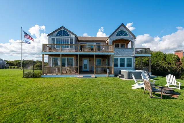 $18,990,000 | 1-3 &3a Reeds Way, Nantucket, MA 02554