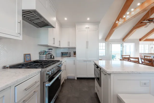 $18,990,000 | 1-3 &3a Reeds Way, Nantucket, MA 02554