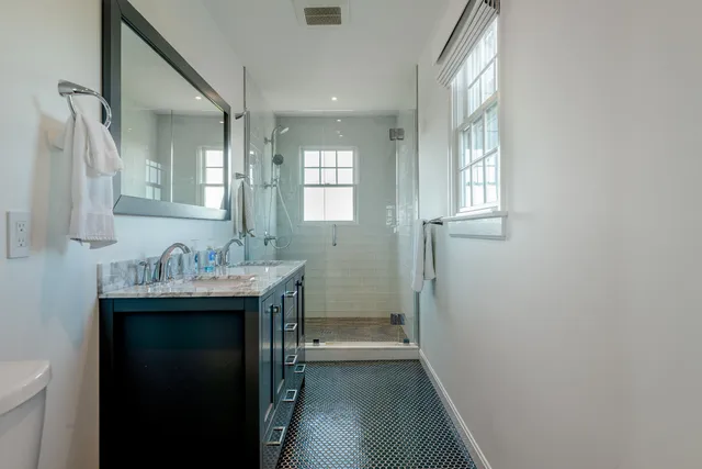 $18,990,000 | 1-3 &3a Reeds Way, Nantucket, MA 02554