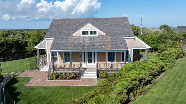 $18,990,000 | 1-3 &3a Reeds Way, Nantucket, MA 02554