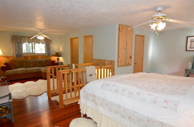 54825 Lonesome Pine Road Bend, OR 97707 - Photo 17 of 24 Gallery Image 17