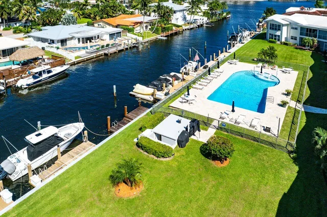 $474,000 | 701 Harbour Drive, Unit 103, Boca Raton, FL 33431