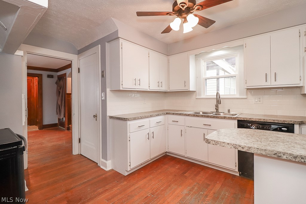 12830 North Road Cleveland, OH 44111 - Photo 4 of 34 Gallery Image 4