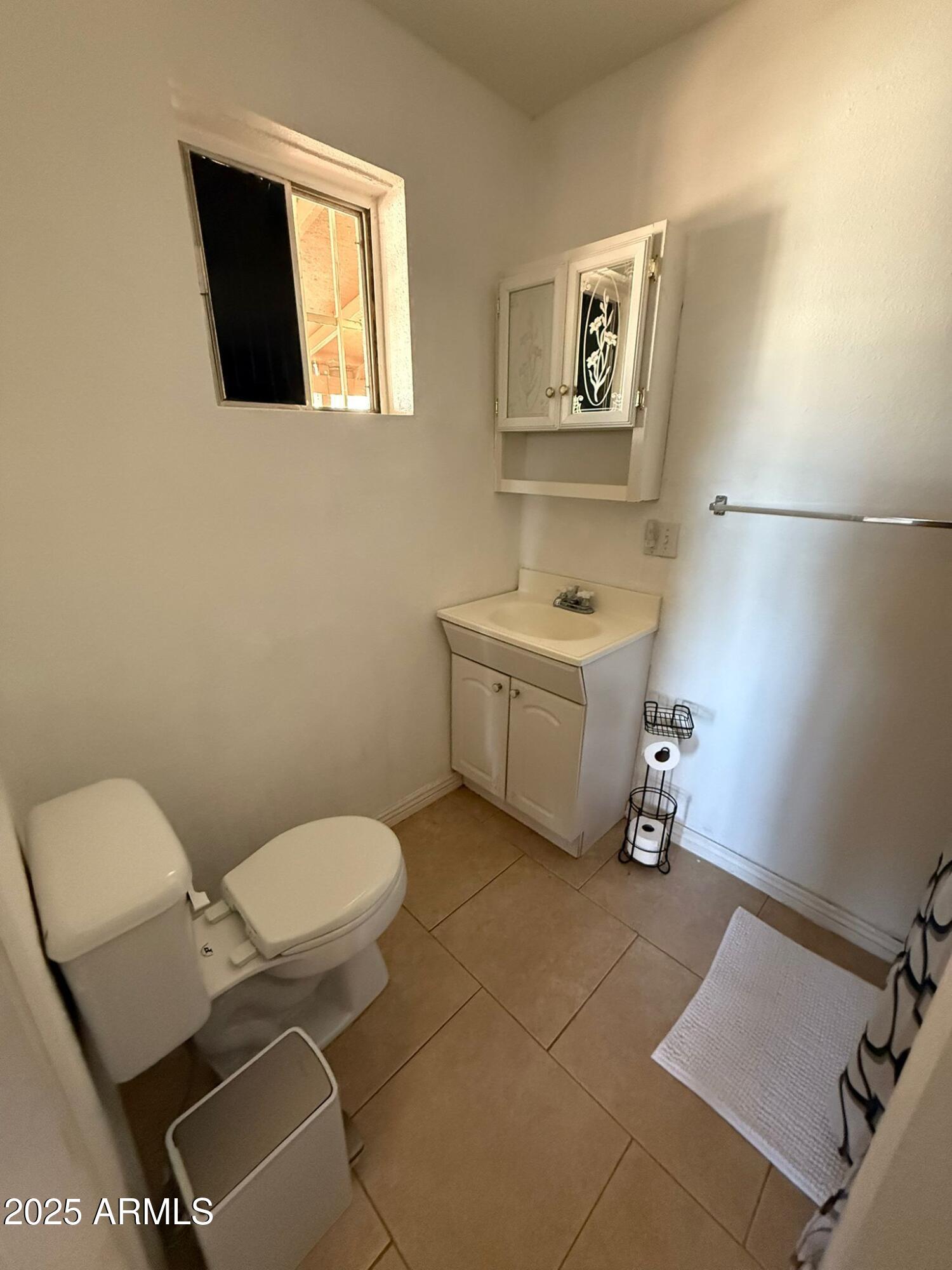 851 East 9th Street Douglas, AZ 85607 - Photo 13 of 22 WhatsApp Image 2025-06-17 at 2.46.57 PM