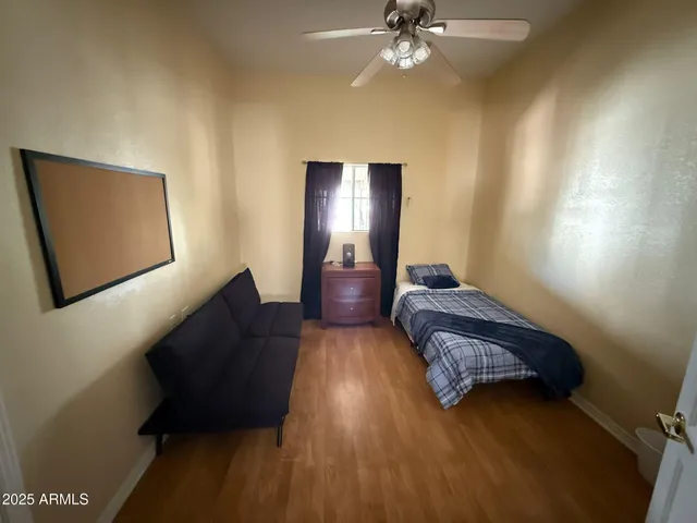 $1,400 | 851 East 9th Street, Douglas, AZ 85607