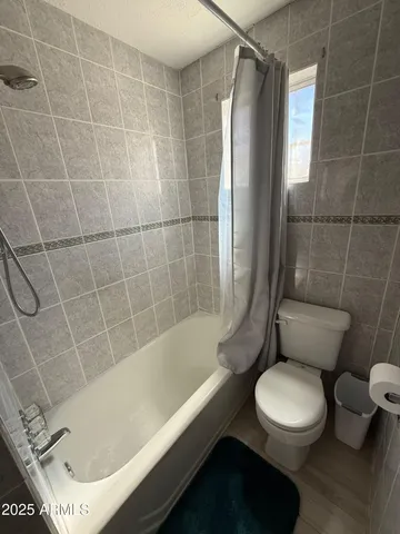 $1,400 | 851 East 9th Street, Douglas, AZ 85607