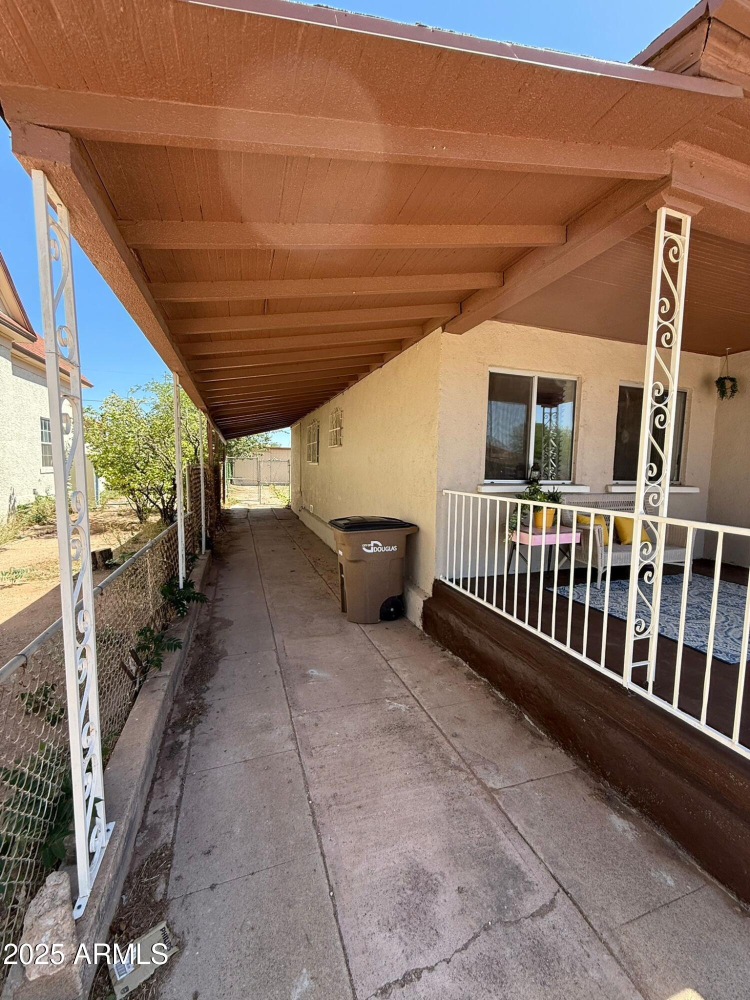 851 East 9th Street Douglas, AZ 85607 - Photo 3 of 22 WhatsApp Image 2025-06-17 at 2.46.54 PM