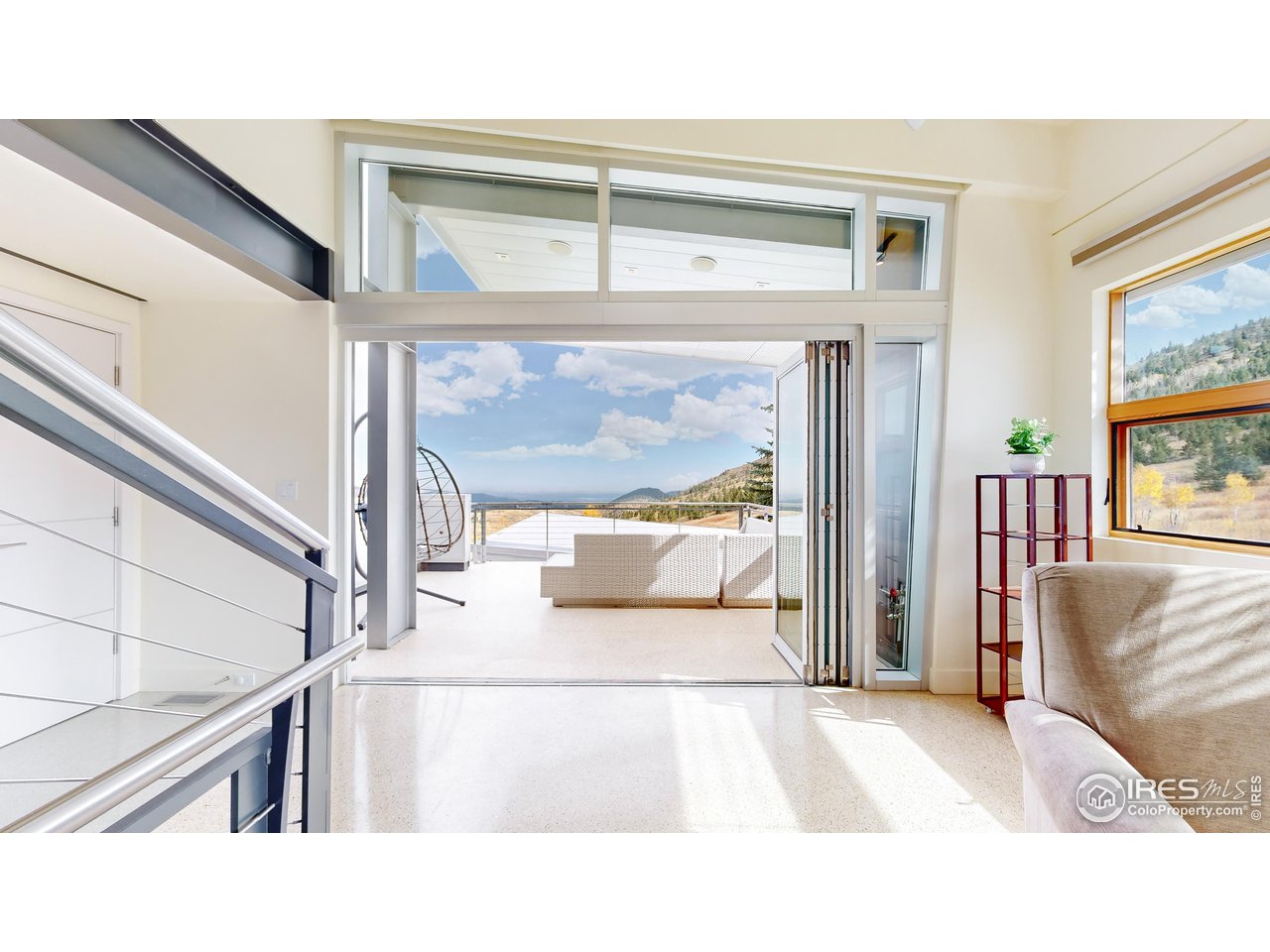 987 Lost Angel Road Boulder, CO 80302 - Photo 11 of 40 a black and white photo of a living room