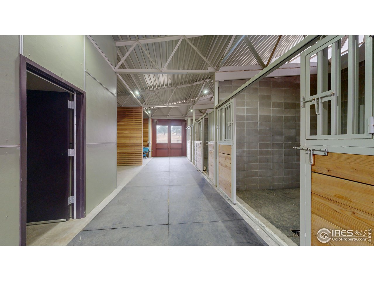 987 Lost Angel Road Boulder, CO 80302 - Photo 31 of 40 a black and white photo of a house